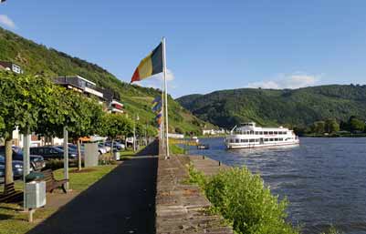 Schiffanlegestelle für Ausflugschiffe