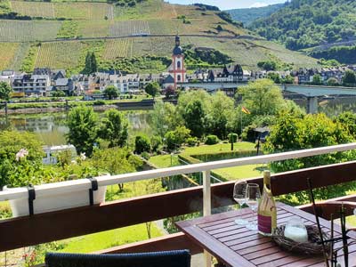 Fewo mit Balkon und Moselblick