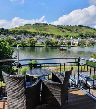 Neue Ferienwohnung Hallenbach